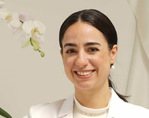 Dr. Carolina Hakopian, DDS